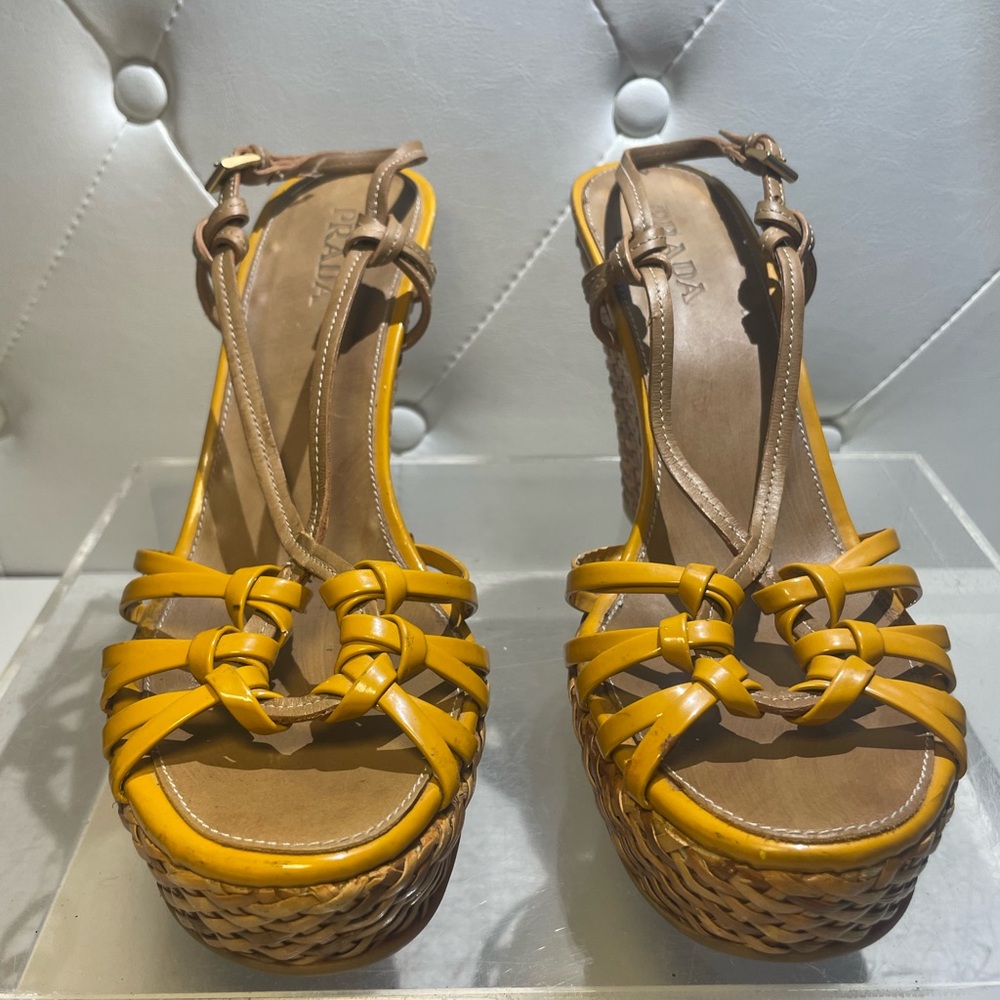 PRADA woven wedge strappy open toe sandals sz 39 made in Italy - Picture 2 of 15